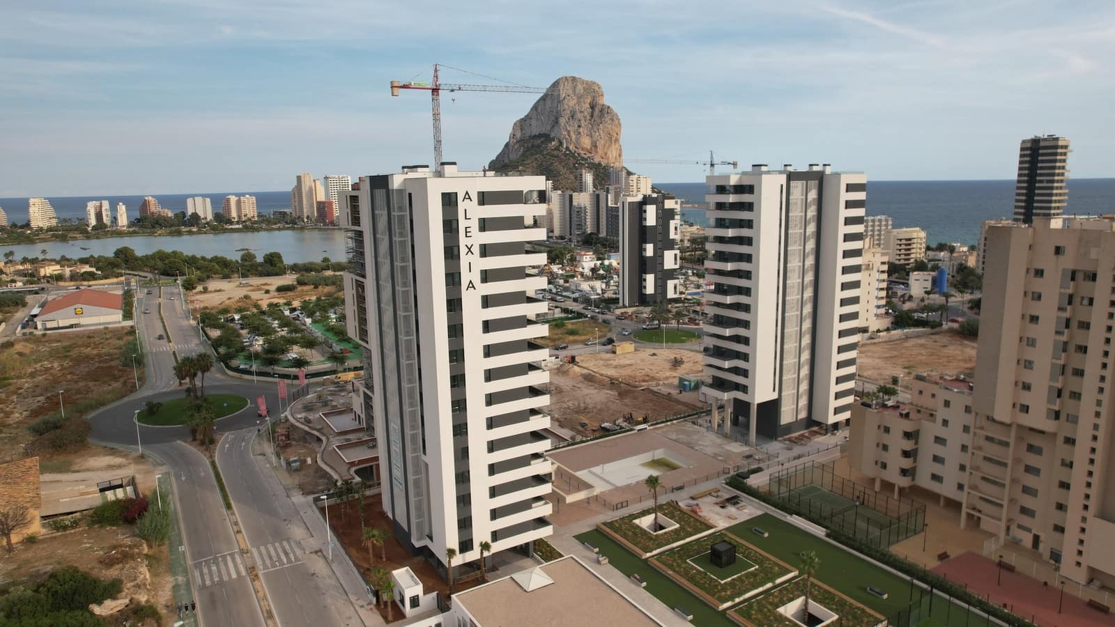 Ático de 2 habitaciones en Calpe / Calp en venta con piscina - 559.250 € (Ref: 9466570)