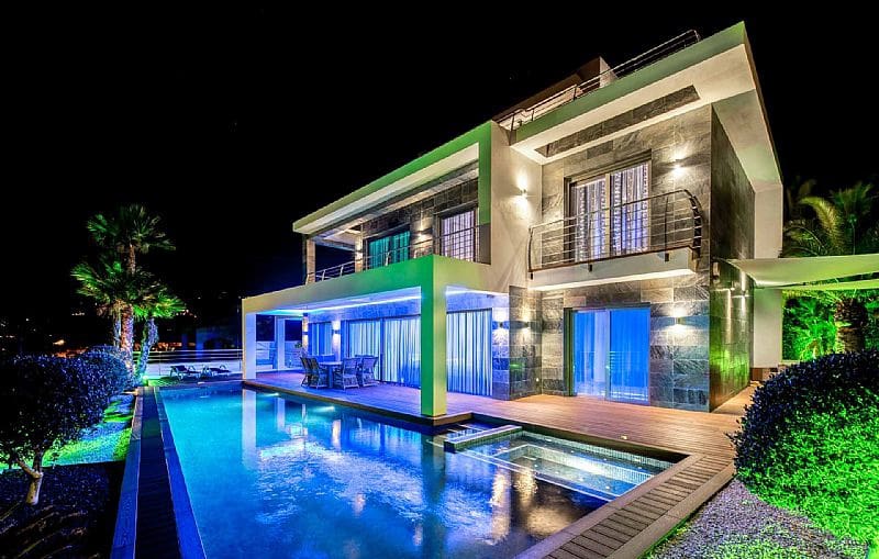 4 soveværelse Villa til salg i Calpe / Calp - € 1.890.000 (Ref: 9466956)