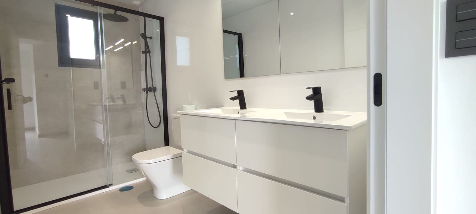 Chalet de 4 habitaciones en Los Belones en venta - 355.000 € (Ref: 9467034)