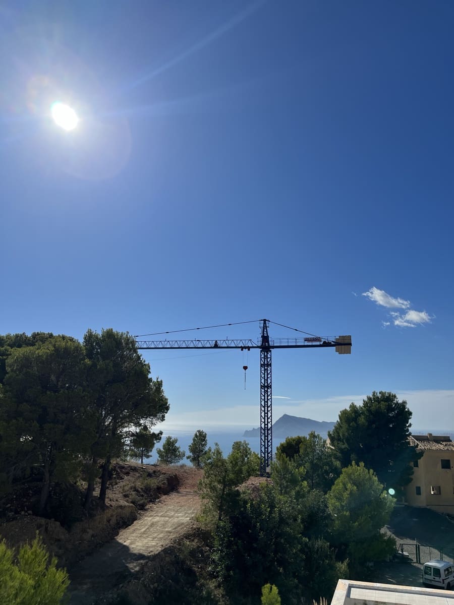 4 sypialnia Willa na sprzedaż w Altea z basenem garażem - 890 000 € (Ref: 9467078)