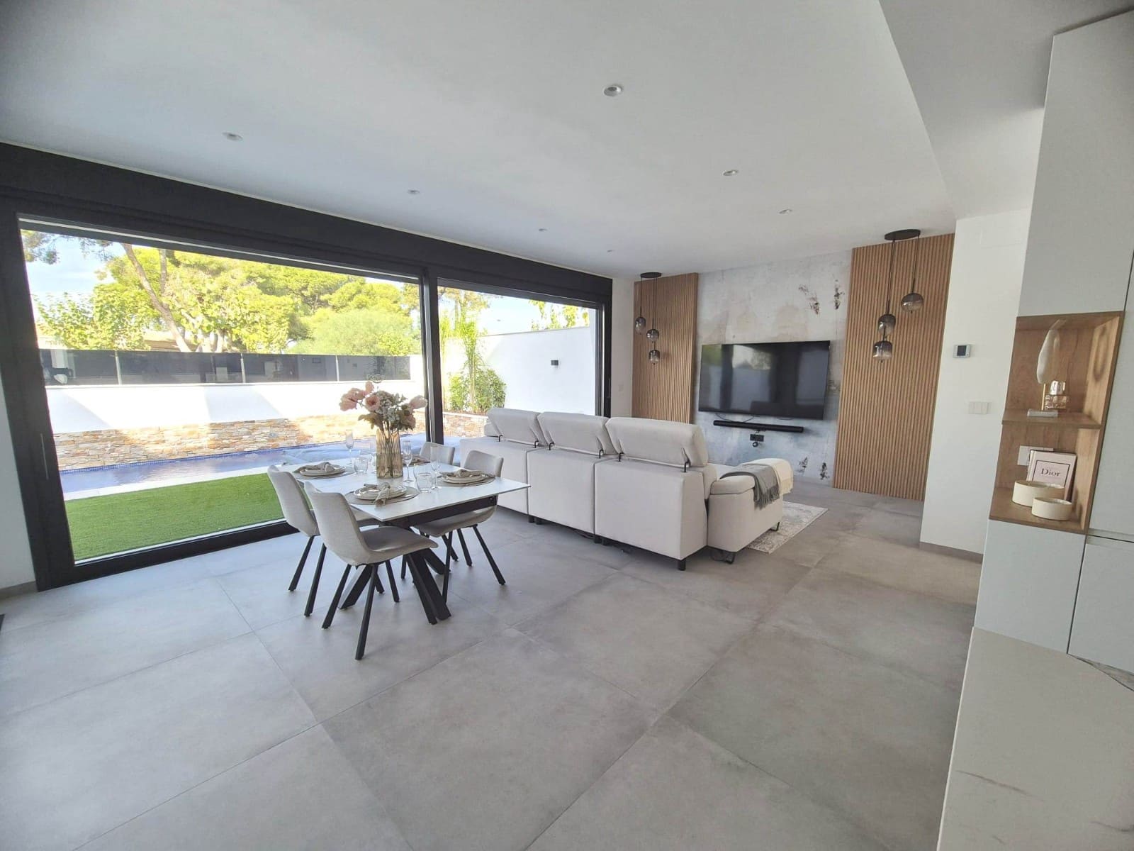 Pareado de 3 habitaciones en Santiago de la Ribera en venta con piscina garaje - 699.900 € (Ref: 9467565)