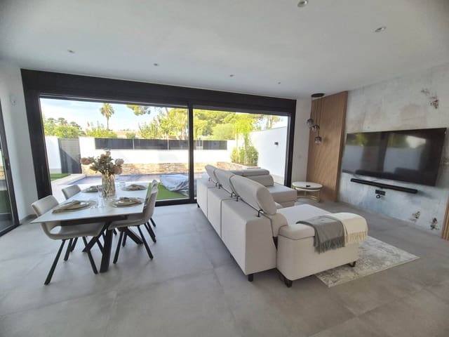 Pareado de 3 habitaciones en Santiago de la Ribera, San Javier en venta con piscina garaje - 699.900 € (Ref: 9467565)