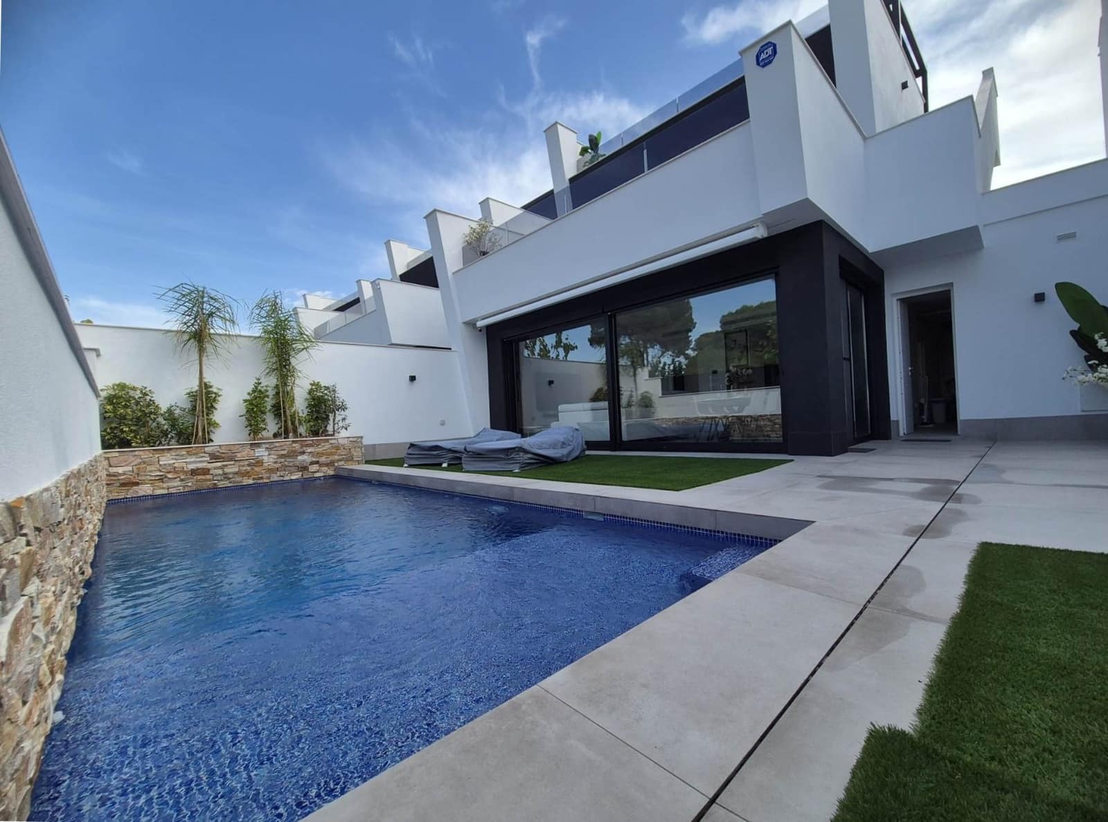 Pareado de 3 habitaciones en Santiago de la Ribera en venta con piscina garaje - 699.900 € (Ref: 9467565)