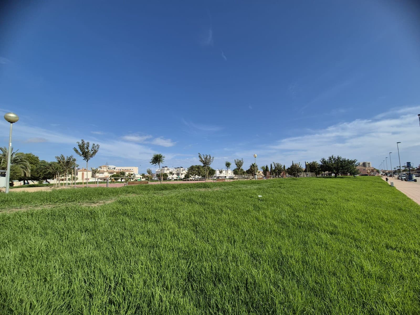 Pareado de 3 habitaciones en Santiago de la Ribera en venta con piscina garaje - 699.900 € (Ref: 9467565)