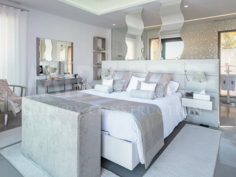 6 makuuhuone Huvila myytävänä paikassa Javea / Xabia - 3 850 000 € (Ref: 9467569)