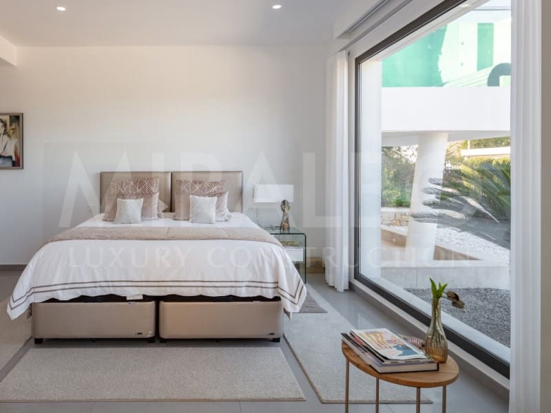 6 makuuhuone Huvila myytävänä paikassa Javea / Xabia - 3 850 000 € (Ref: 9467569)