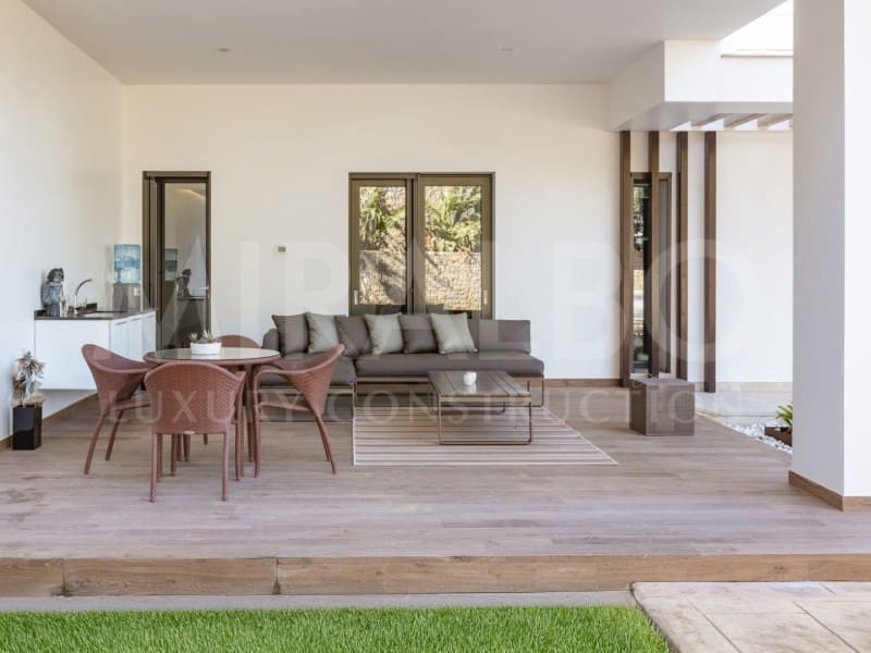 6 makuuhuone Huvila myytävänä paikassa Javea / Xabia - 3 850 000 € (Ref: 9467569)