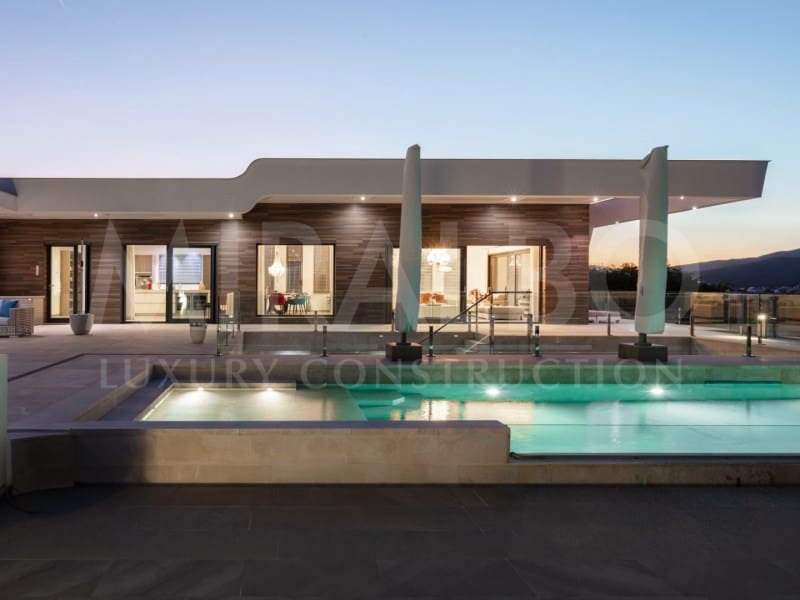 6 makuuhuone Huvila myytävänä paikassa Javea / Xabia - 3 850 000 € (Ref: 9467569)