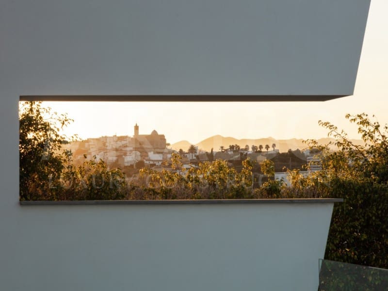 6 makuuhuone Huvila myytävänä paikassa Javea / Xabia - 3 850 000 € (Ref: 9467569)