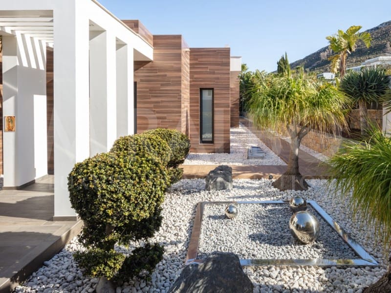 6 makuuhuone Huvila myytävänä paikassa Javea / Xabia - 3 850 000 € (Ref: 9467569)