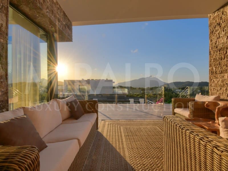 4 sovrum Villa till salu i Javea / Xabia med pool garage - 1 490 000 € (Ref: 9467576)