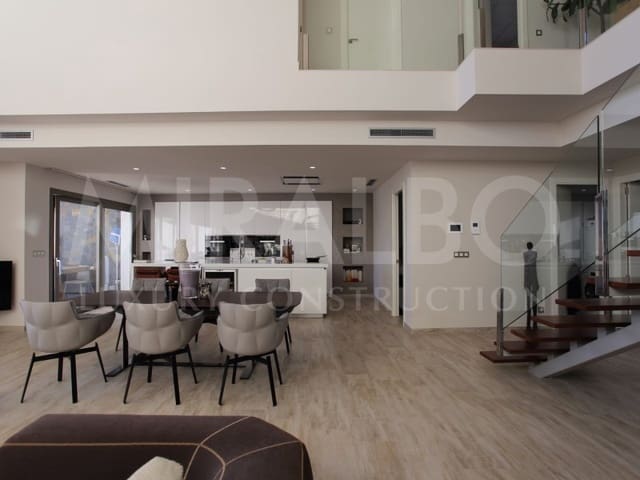 5 makuuhuone Huvila myytävänä paikassa Altea la Vella, Altea - 1 390 000 € (Ref: 9467579)