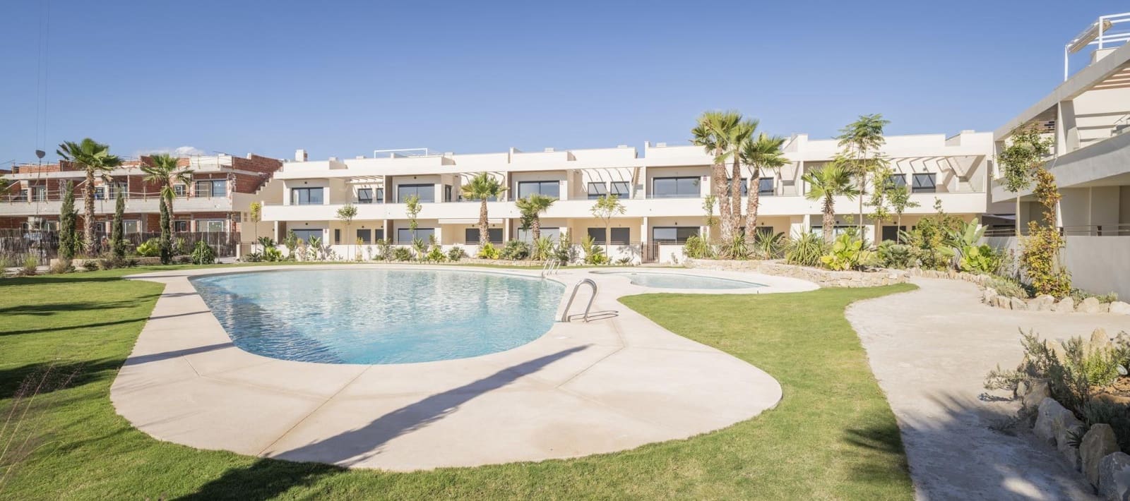 2 soveværelse Lejlighed til salg i Torrevieja med swimmingpool - € 370.000 (Ref: 9505034)