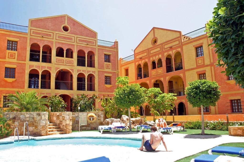 2 bedroom Apartment for sale in Cuevas del Almanzora with pool - € 215,000 (Ref: 9505126)