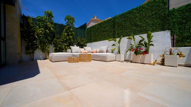 3 soveværelse Villa til salg i La Florida, Orihuela med swimmingpool - € 509.000 (Ref: 9505482)