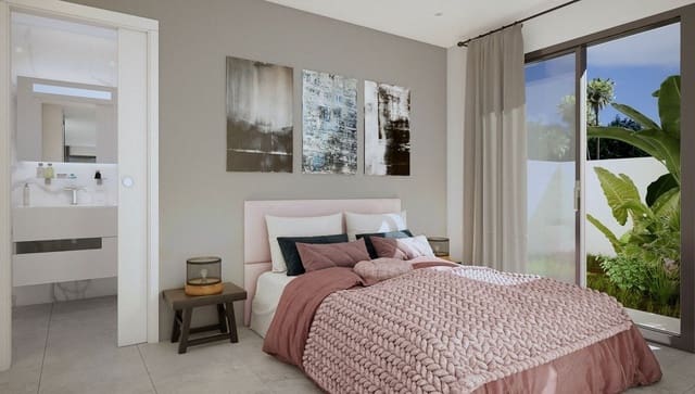 3 quarto Moradia Geminada para venda em Daya Nueva com piscina - 307 000 € (Ref: 9505651)