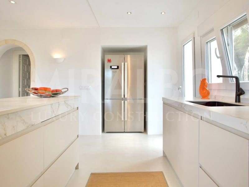 4 slaapkamer Villa te koop in Javea / Xabia met garage - € 980.000 (Ref: 9536655)