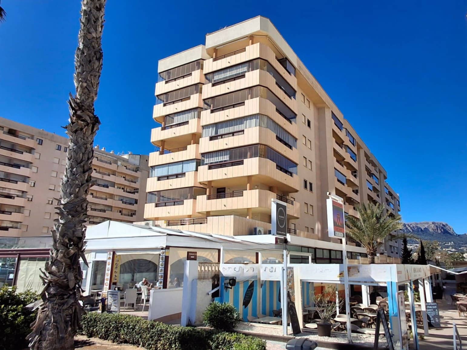 2 bedroom Apartment for sale in Calpe / Calp with pool - € 485,000 (Ref: 9588391)