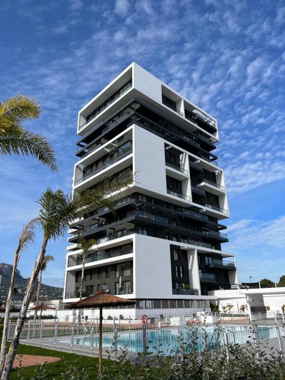 3 soveværelse Lejlighed til salg i Calpe / Calp med swimmingpool garage - € 670.000 (Ref: 9588393)