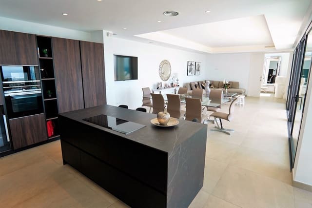 4 slaapkamer Villa te koop in Benissa met zwembad garage - € 2.750.000 (Ref: 9589277)