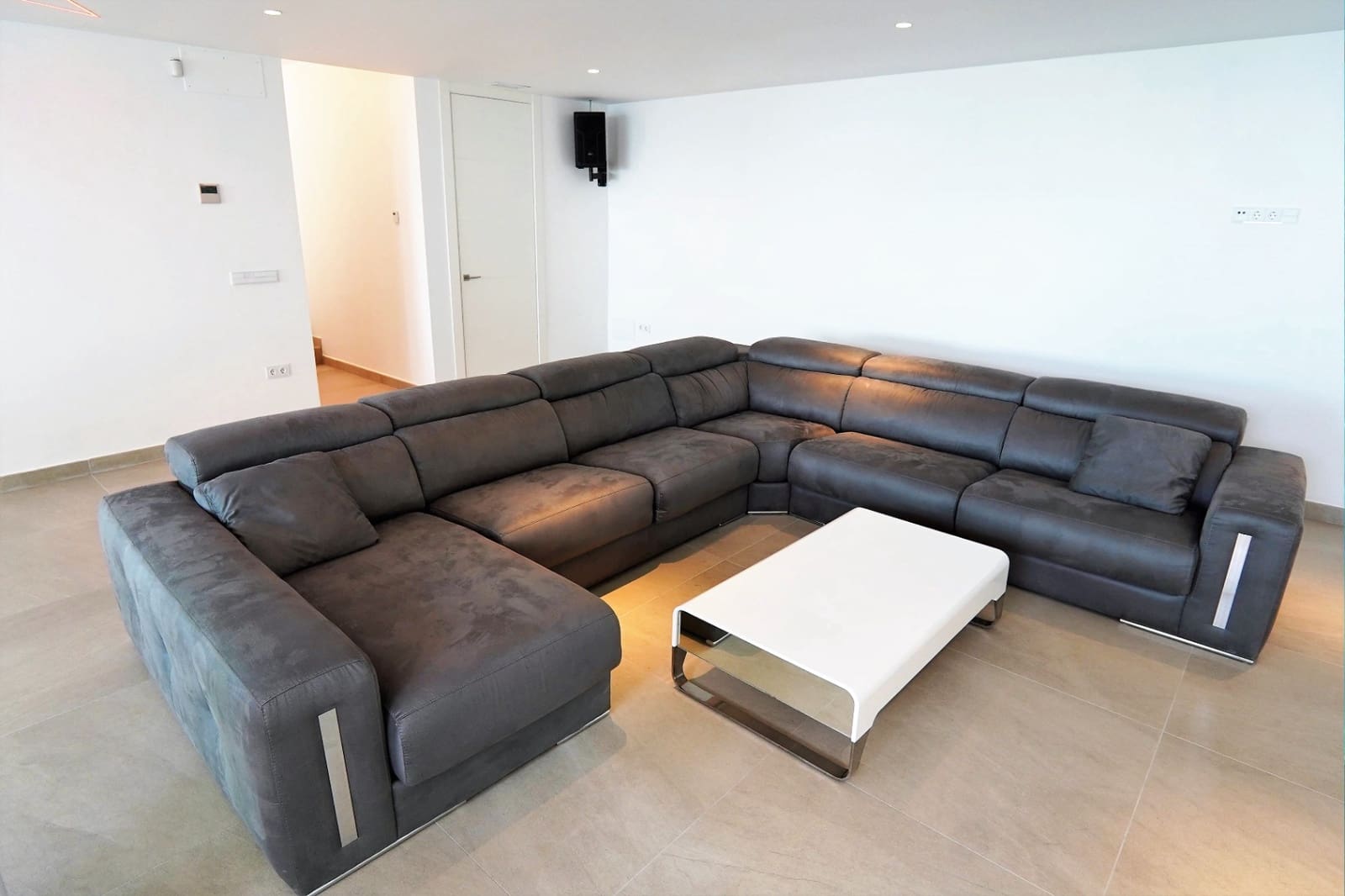 4 slaapkamer Villa te koop in Benissa met zwembad garage - € 2.750.000 (Ref: 9589277)