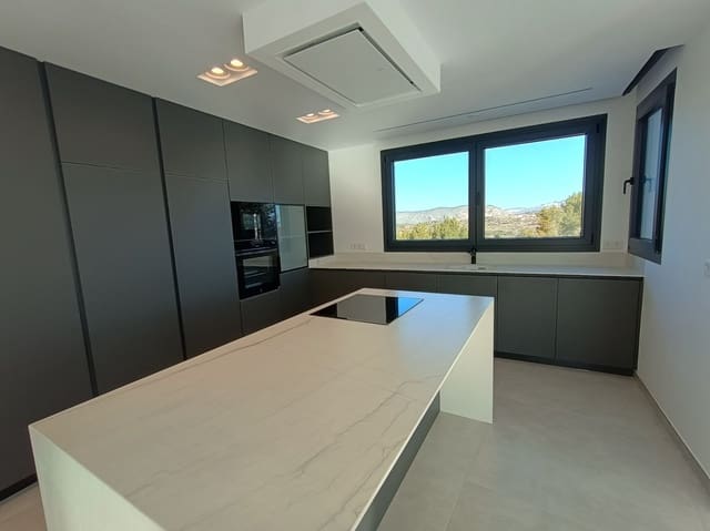 3 makuuhuone Huvila myytävänä paikassa Moraira, Teulada-Moraira mukana uima-altaan - 2 250 000 € (Ref: 9589278)