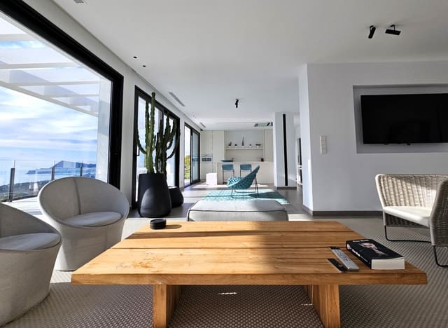 3 slaapkamer Villa te koop in Altea met zwembad garage - € 1.445.000 (Ref: 9589281)