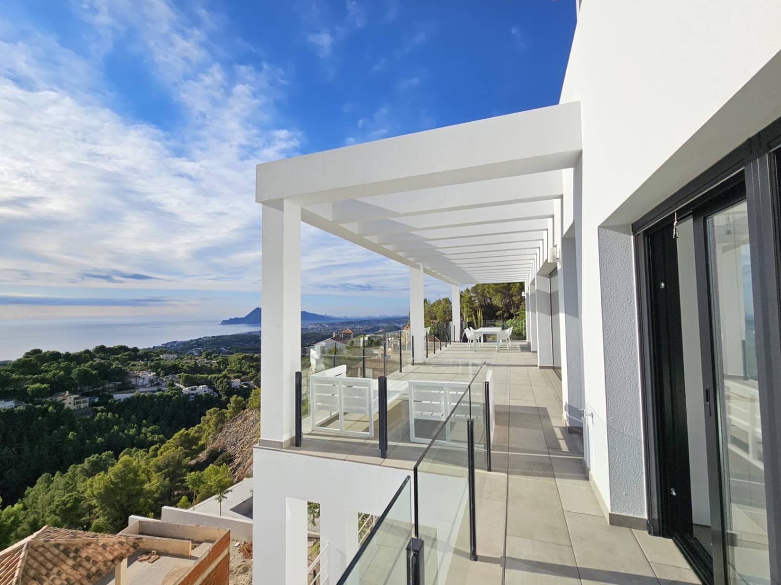 Chalet de 3 habitaciones en Altea en venta con piscina garaje - 1.445.000 € (Ref: 9589281)