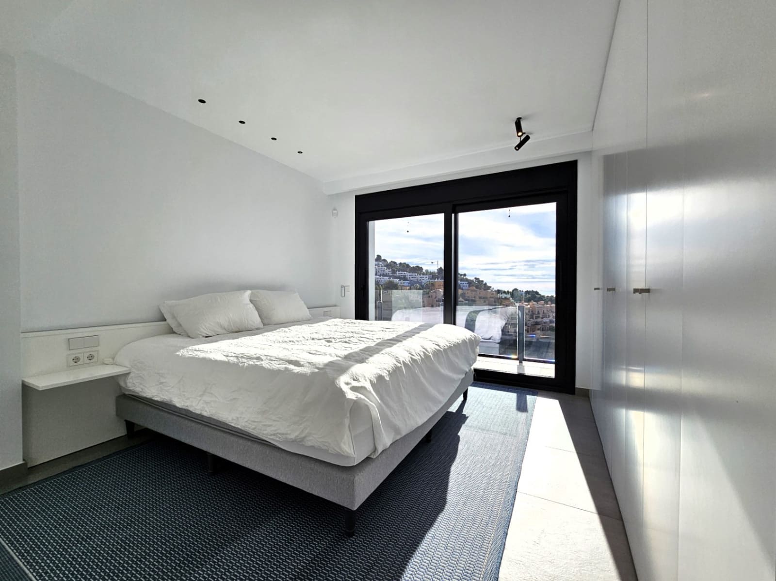 Chalet de 3 habitaciones en Altea en venta con piscina garaje - 1.445.000 € (Ref: 9589281)