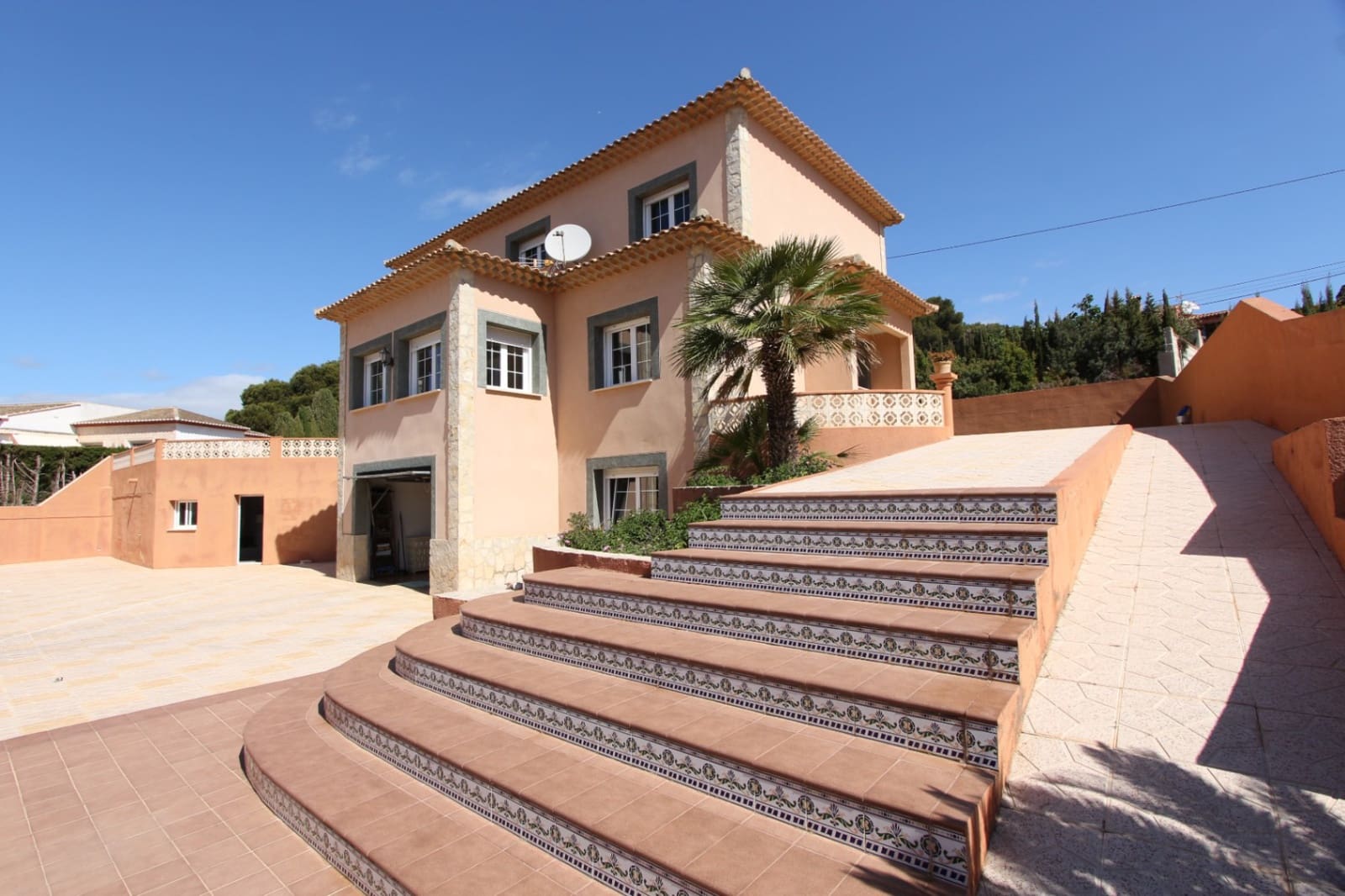5 chambre Villa/Maison à vendre à Calpe / Calp avec piscine garage - 737 000 € (Ref: 9589286)