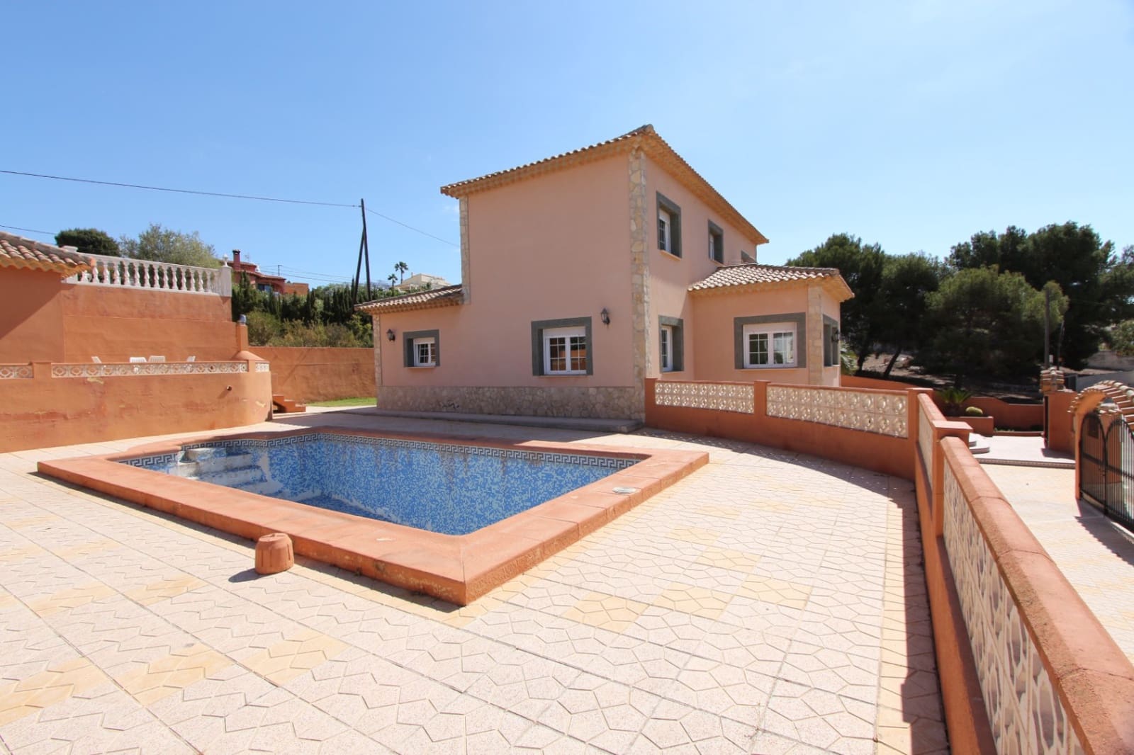 5 chambre Villa/Maison à vendre à Calpe / Calp avec piscine garage - 737 000 € (Ref: 9589286)