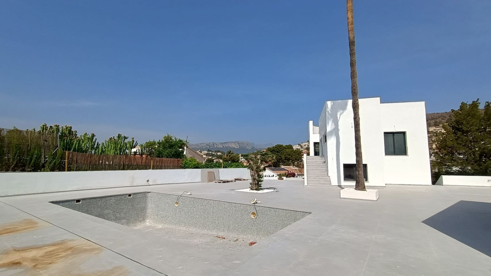 5 soveværelse Villa til salg i Calpe / Calp med swimmingpool garage - € 1.290.000 (Ref: 9589287)