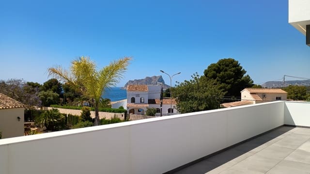 5 makuuhuone Huvila myytävänä paikassa Moraira, Teulada-Moraira mukana uima-altaan 
autotalli - 2 400 000 € (Ref: 9589290)