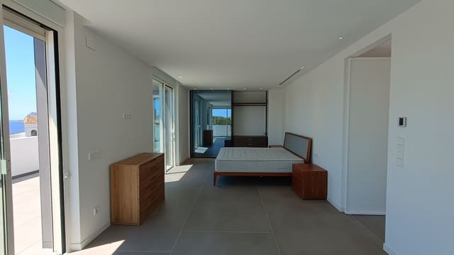 5 makuuhuone Huvila myytävänä paikassa Moraira, Teulada-Moraira mukana uima-altaan 
autotalli - 2 400 000 € (Ref: 9589290)