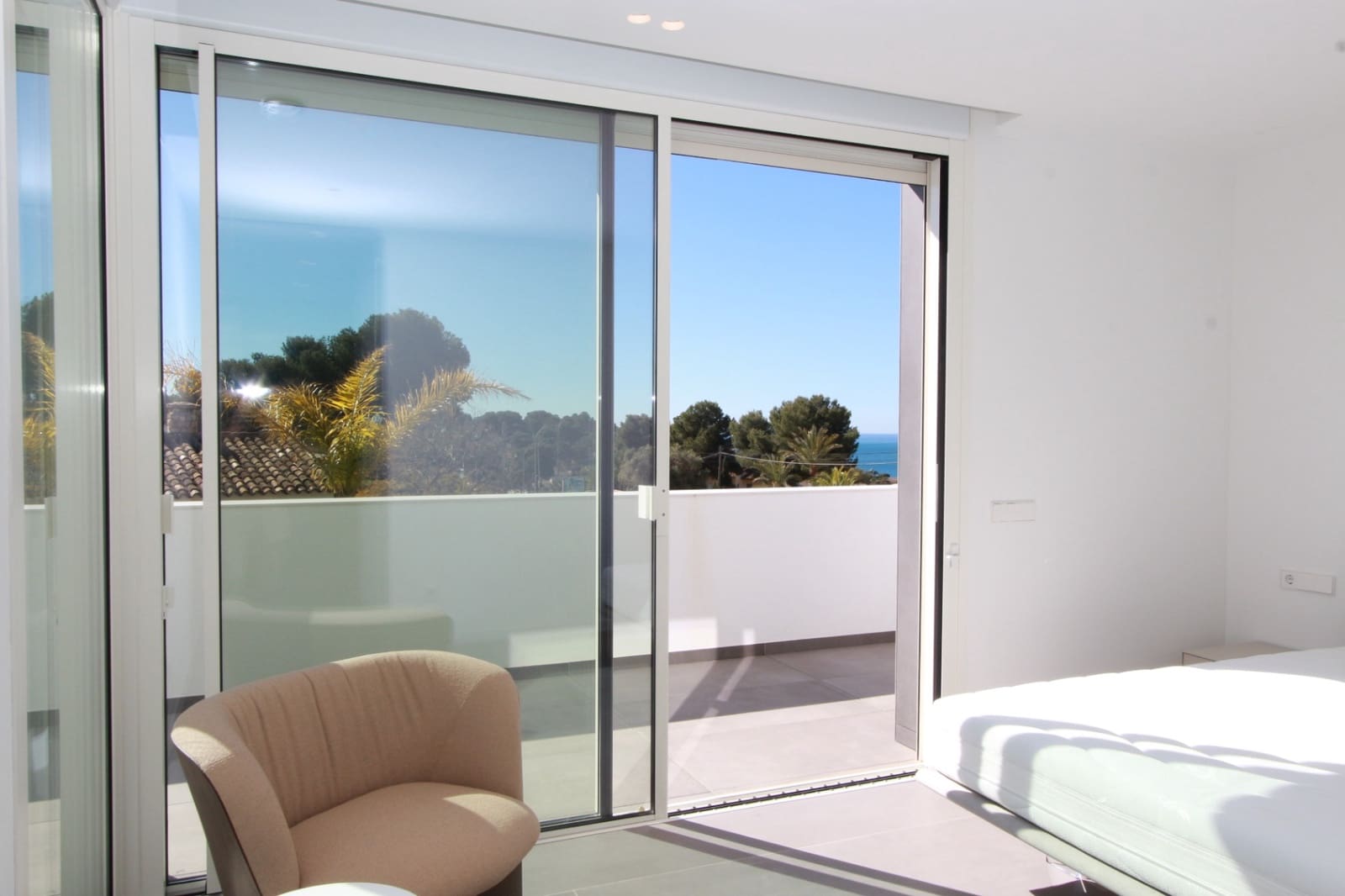 5 bedroom Villa for sale in Moraira with pool garage - € 2,400,000 (Ref: 9589290)