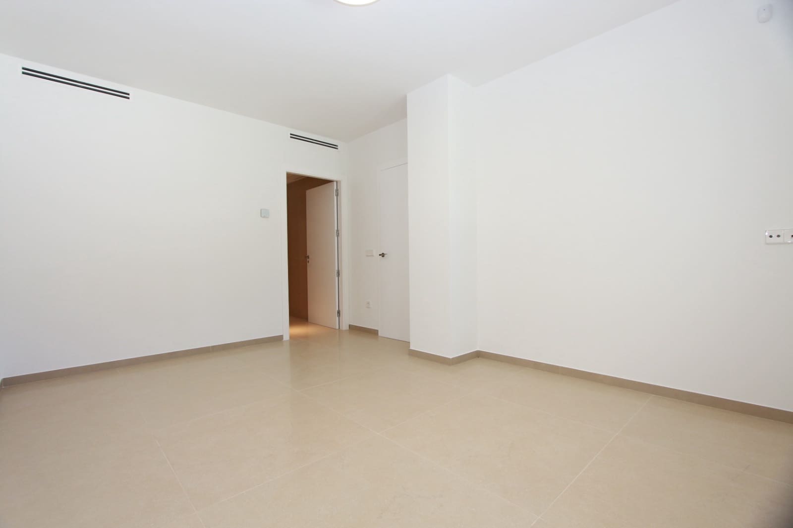5 bedroom Villa for sale in Moraira with pool garage - € 2,400,000 (Ref: 9589290)