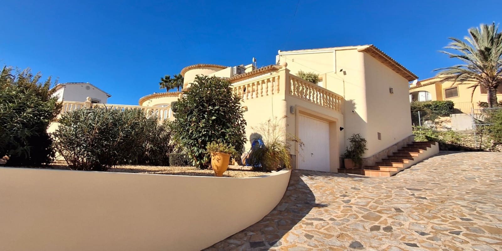 3 Zimmer Villa zu verkaufen in Calpe / Calp mit Pool Garage - 685.000 € (Ref: 9589291)