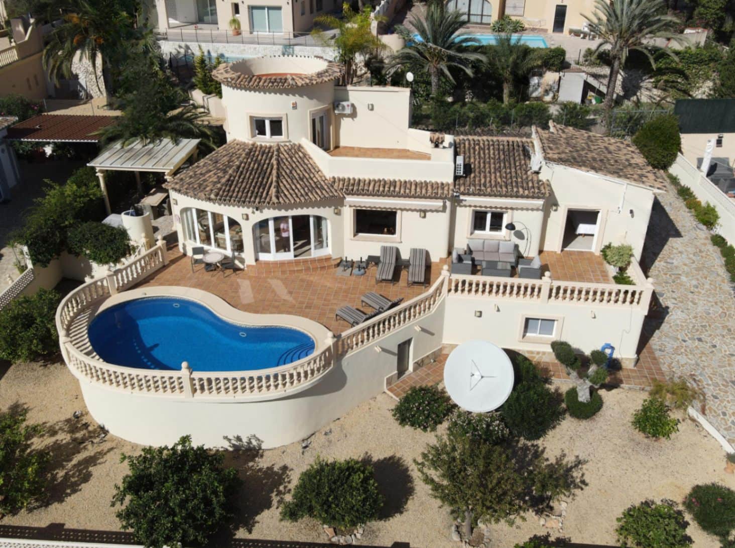 3 Zimmer Villa zu verkaufen in Calpe / Calp mit Pool Garage - 685.000 € (Ref: 9589291)