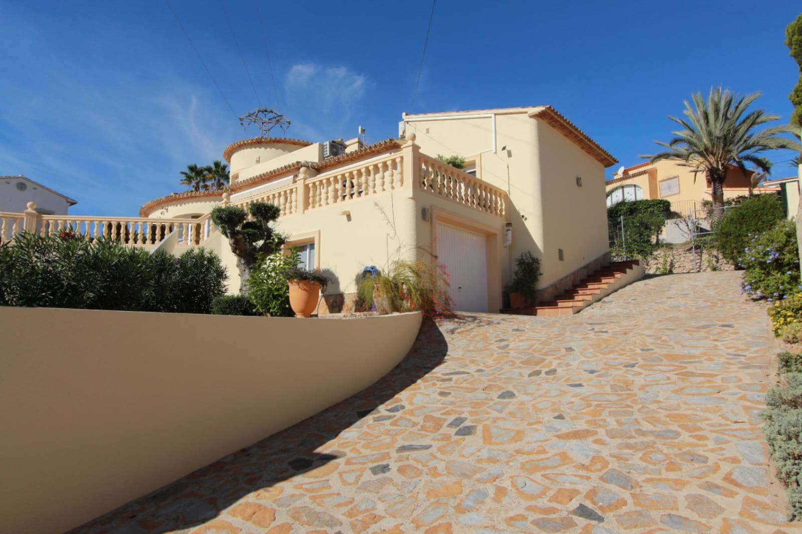 3 Zimmer Villa zu verkaufen in Calpe / Calp mit Pool Garage - 685.000 € (Ref: 9589291)