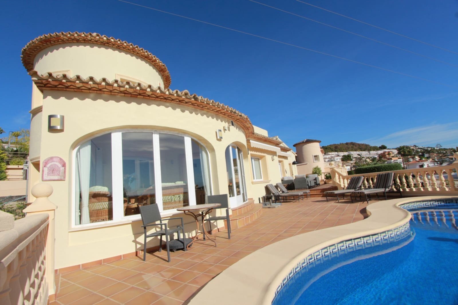 3 Zimmer Villa zu verkaufen in Calpe / Calp mit Pool Garage - 685.000 € (Ref: 9589291)