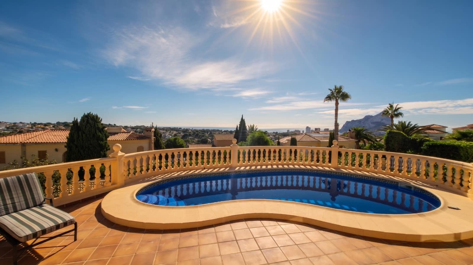 3 quarto Moradia para venda em Calpe / Calp com piscina garagem - 649 500 € (Ref: 9589291)
