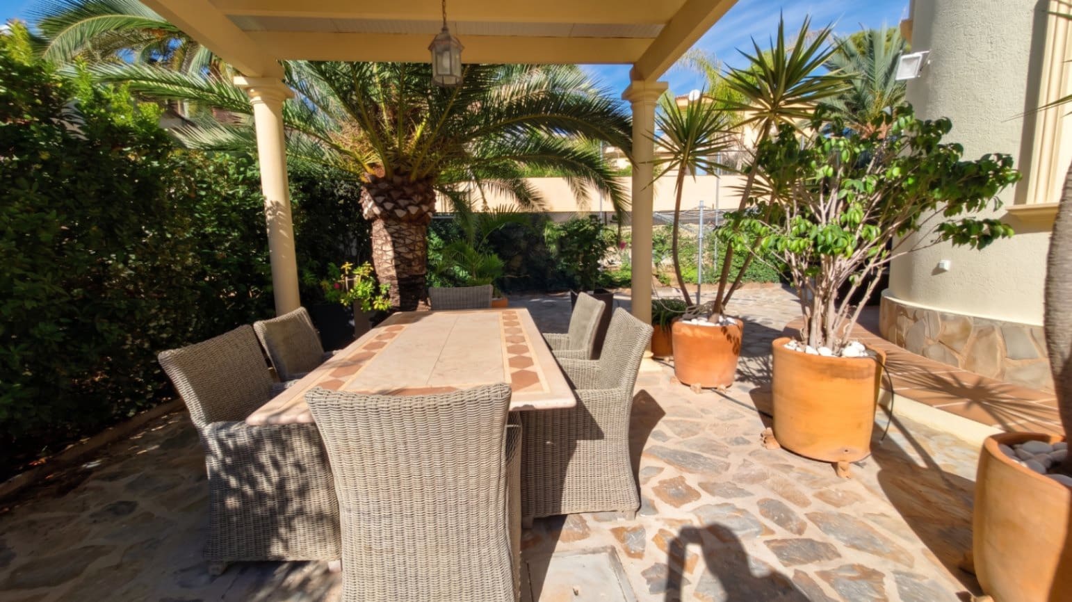 3 quarto Moradia para venda em Calpe / Calp com piscina garagem - 649 500 € (Ref: 9589291)