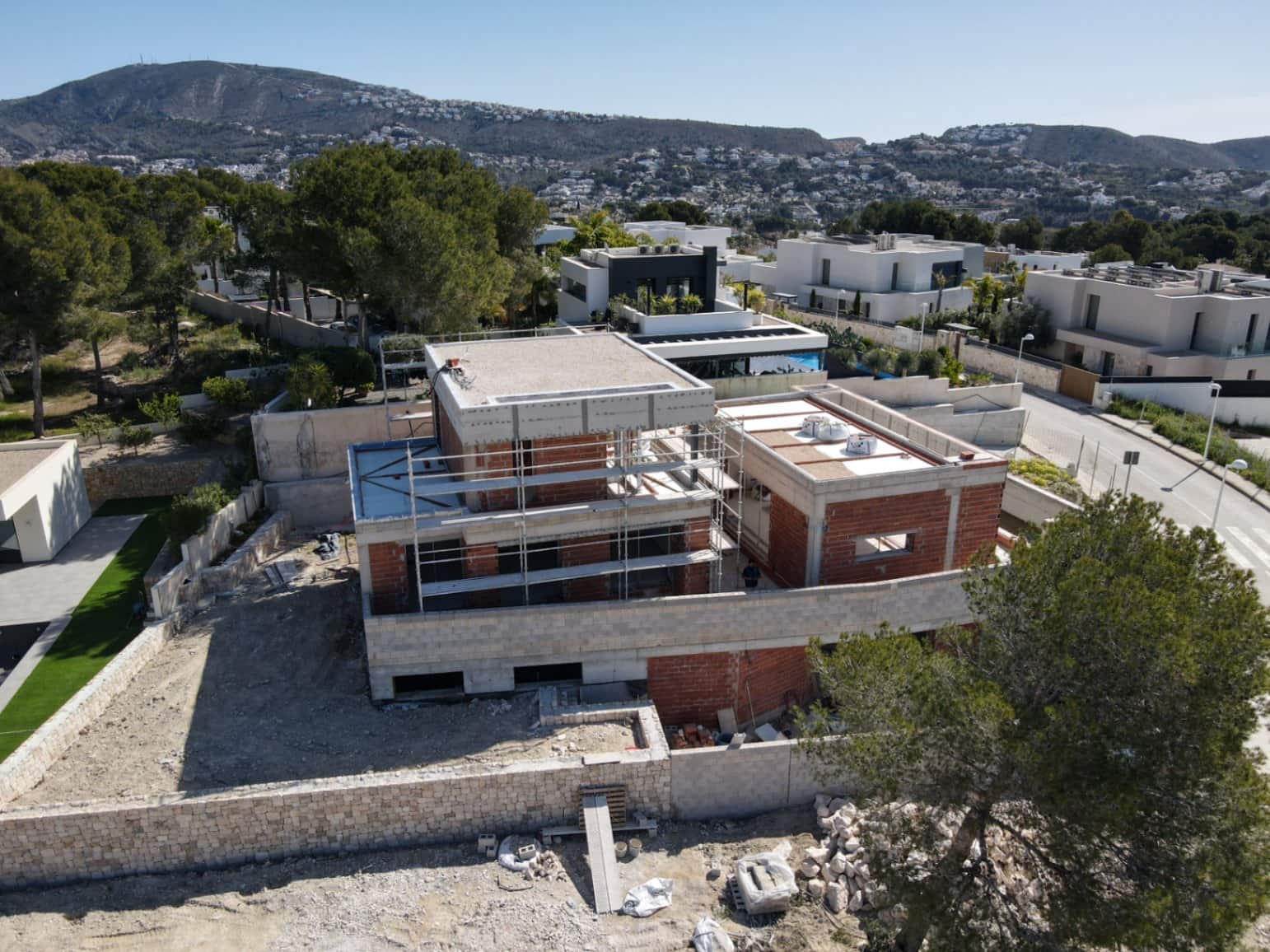 4 bedroom Villa for sale in Moraira with pool garage - € 1,890,000 (Ref: 9589292)