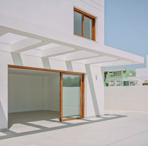 4 soveværelse Villa til salg i Calpe / Calp med swimmingpool garage - € 998.000 (Ref: 9589293)