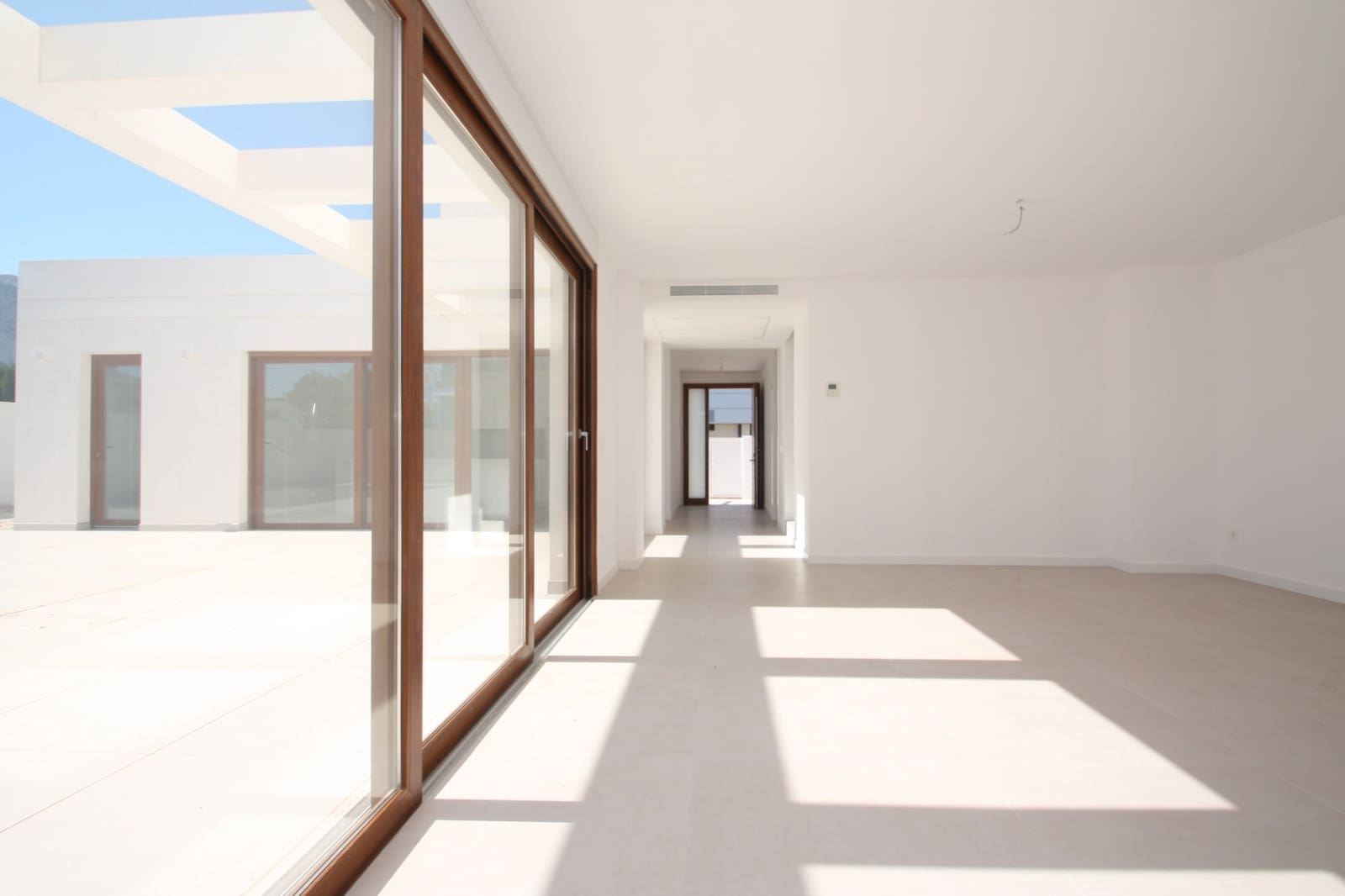 4 slaapkamer Villa te koop in Calpe / Calp met zwembad garage - € 998.000 (Ref: 9589293)