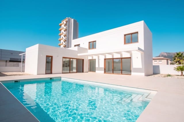 4 chambre Villa/Maison à vendre à Calpe / Calp avec piscine garage - 998 000 € (Ref: 9589293)
