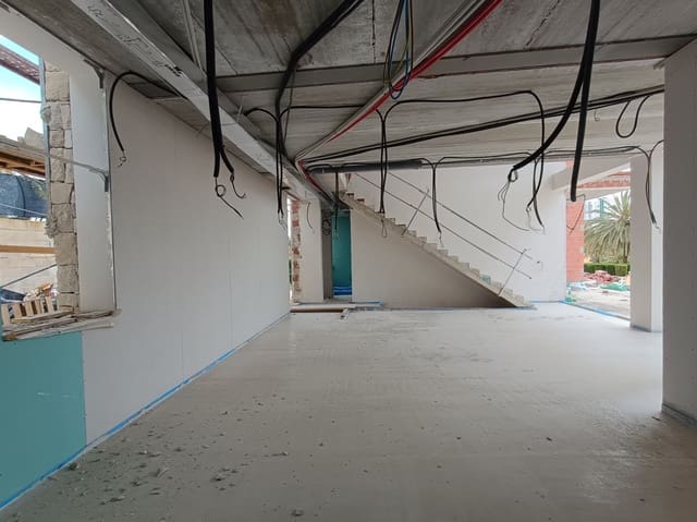 3 makuuhuone Huvila myytävänä paikassa Calpe / Calp mukana uima-altaan - 1 099 000 € (Ref: 9589294)