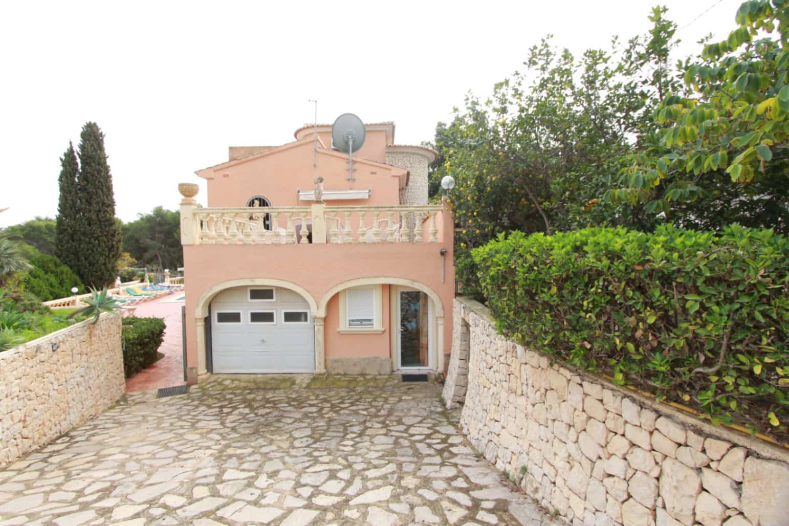 6 Zimmer Villa zu verkaufen in Benissa mit Pool Garage - 995.000 € (Ref: 9589297)