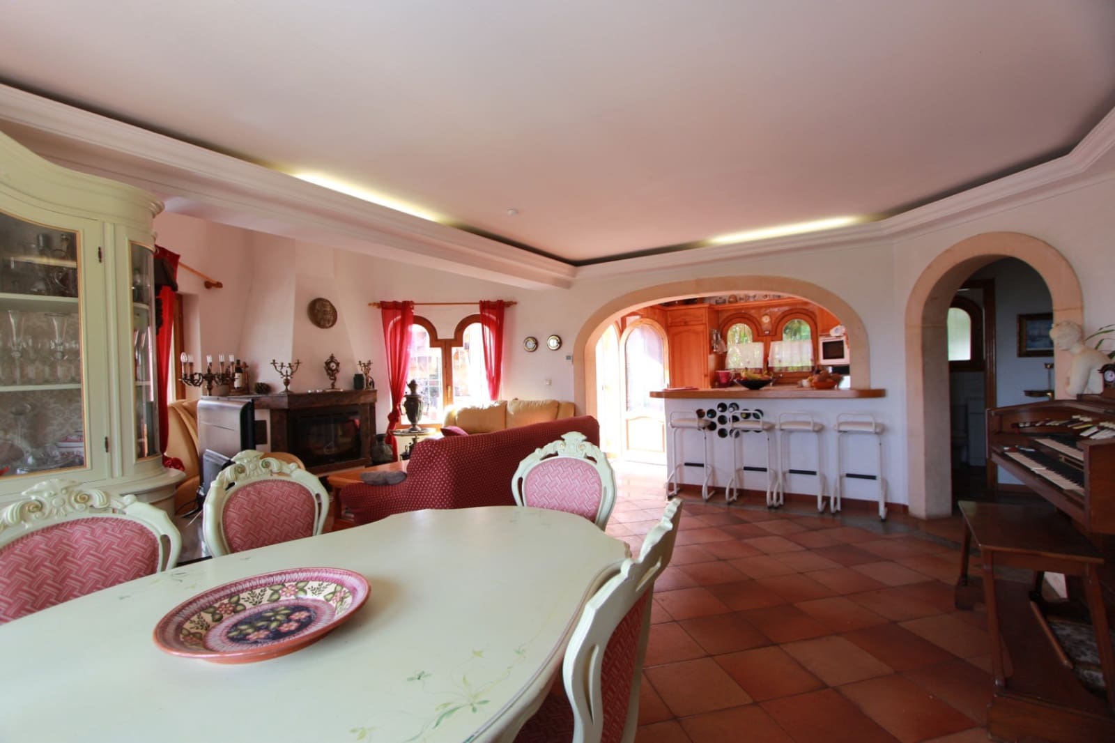 6 Zimmer Villa zu verkaufen in Benissa mit Pool Garage - 995.000 € (Ref: 9589297)