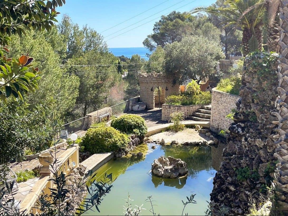 6 bedroom Villa for sale in Benissa with pool garage - € 995,000 (Ref: 9589297)